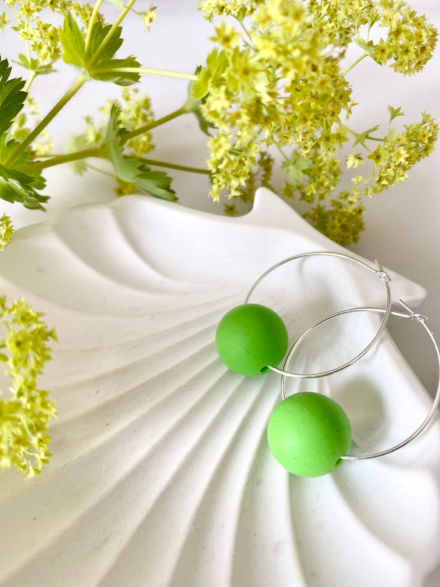 Örhänge Knallgrön