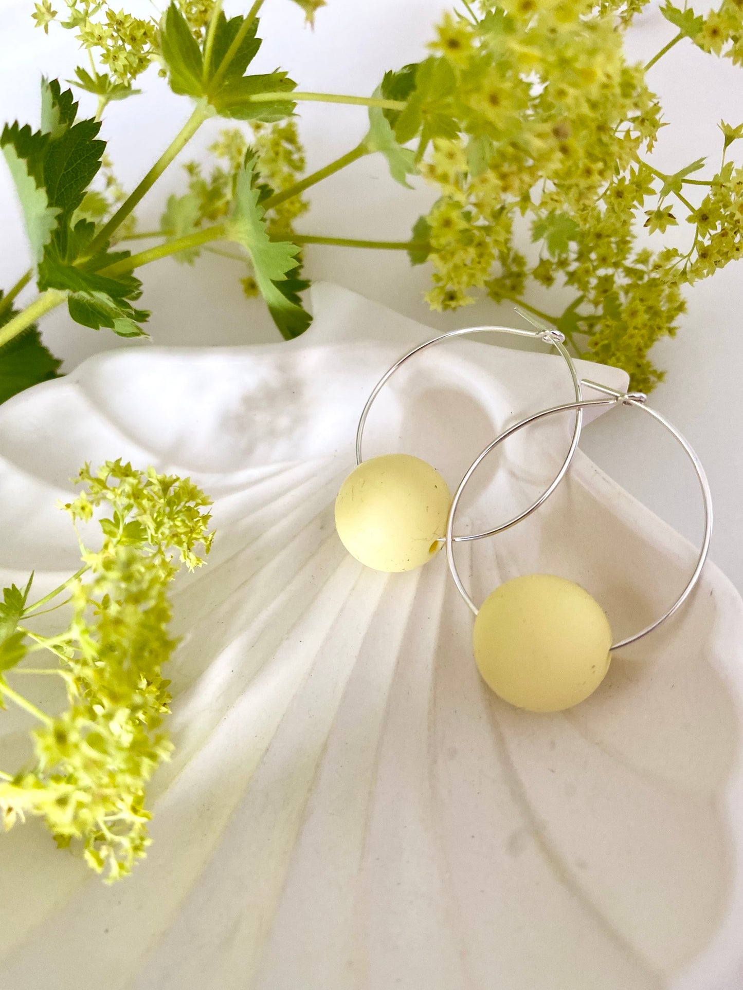 Örhänge Ljusgul