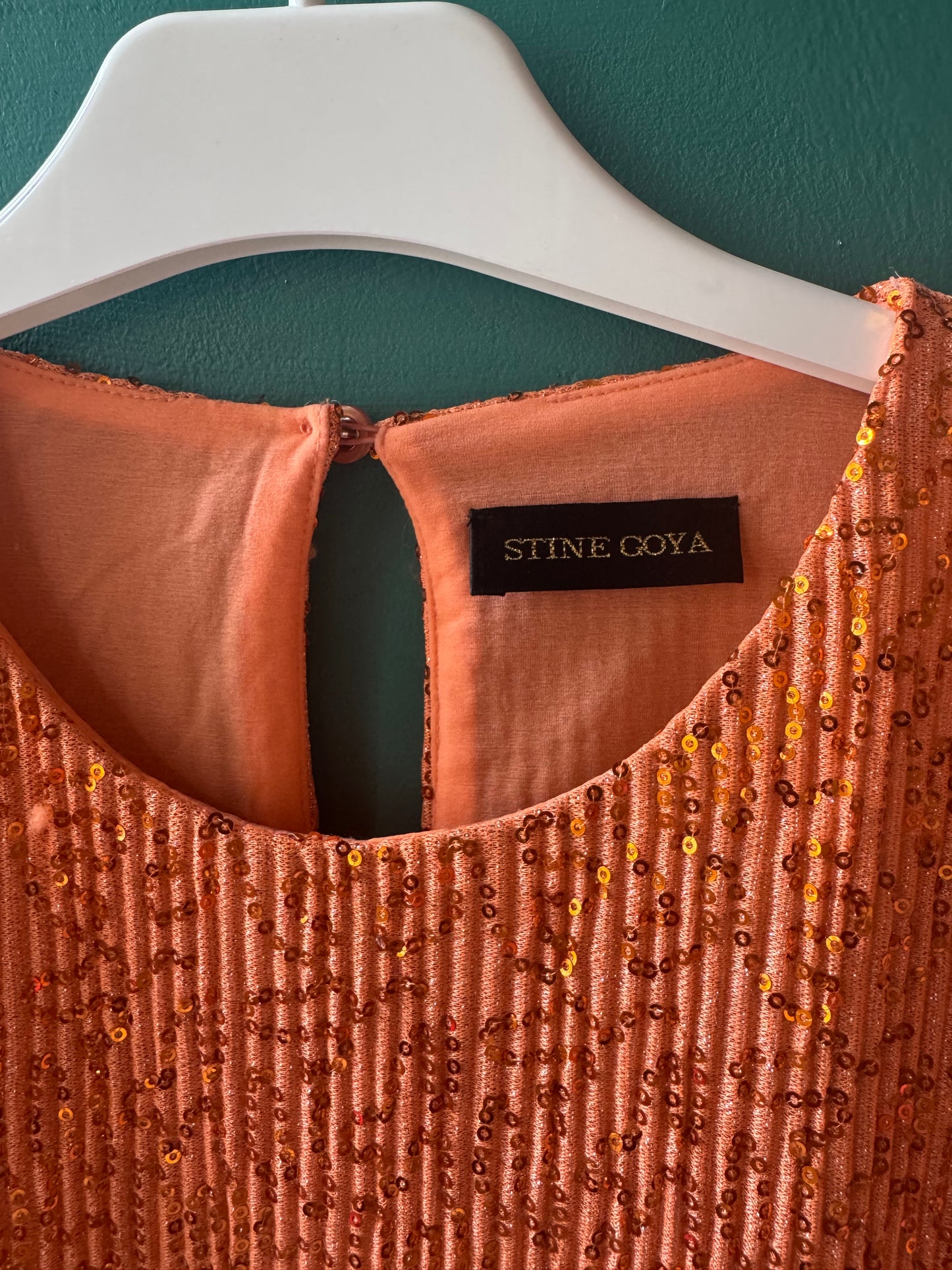 Stine Goya orange paljettblus/top stl. 42