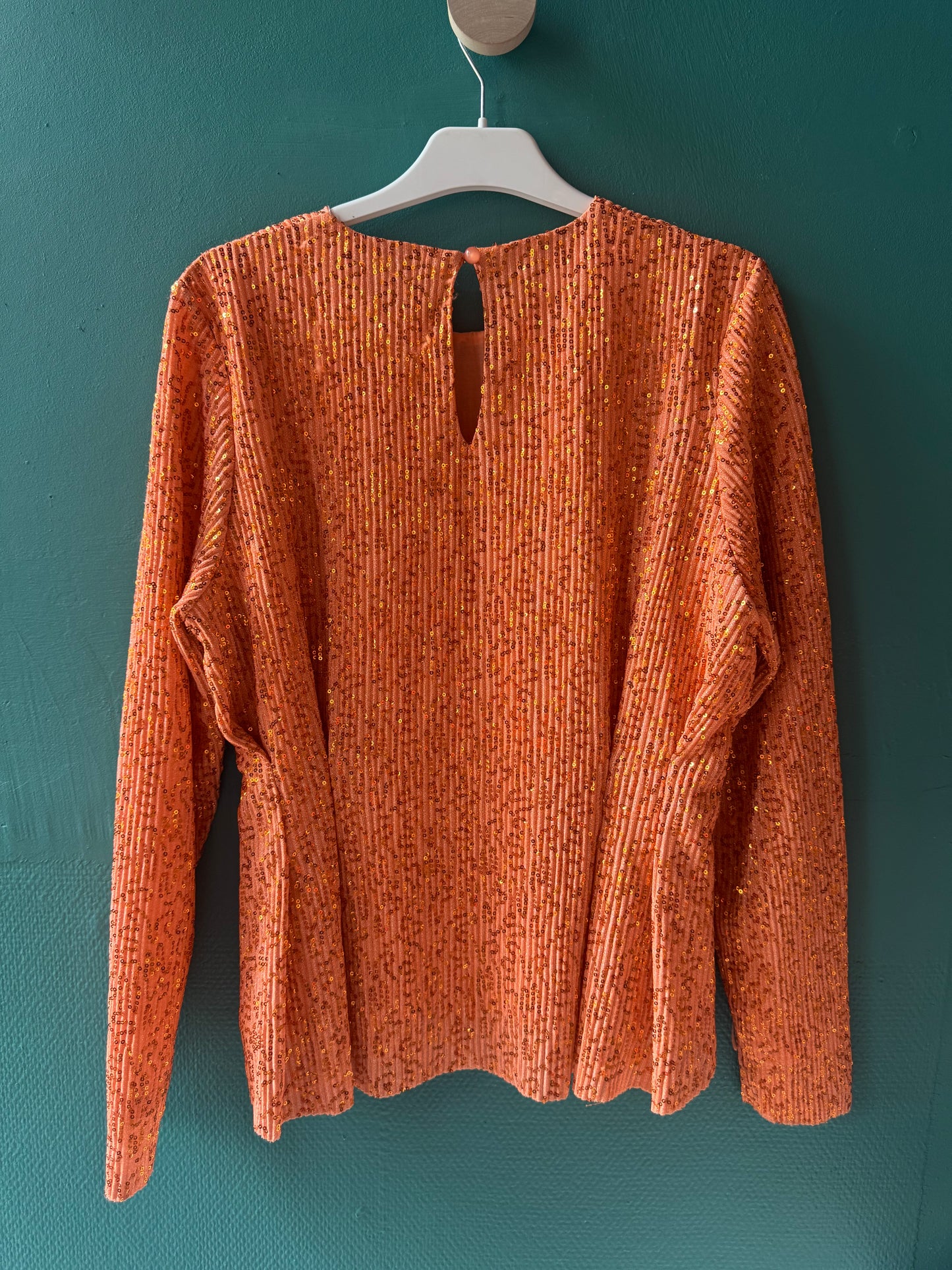 Stine Goya orange paljettblus/top stl. 42