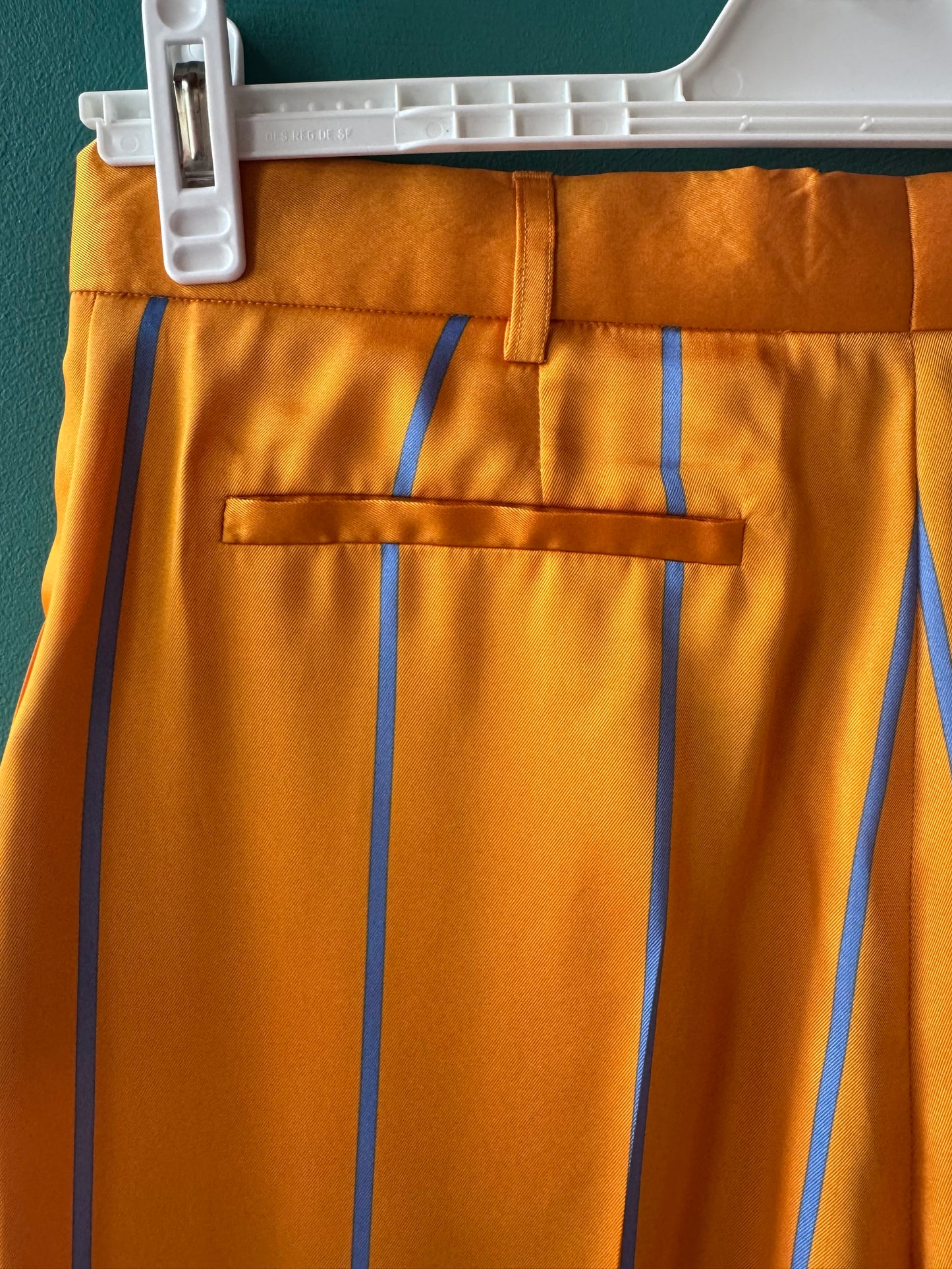 Victoria Beckham orangeblårandig byxa stl. 38