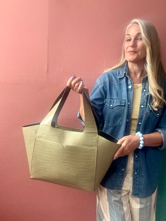 Carin Wester Tote Sanya