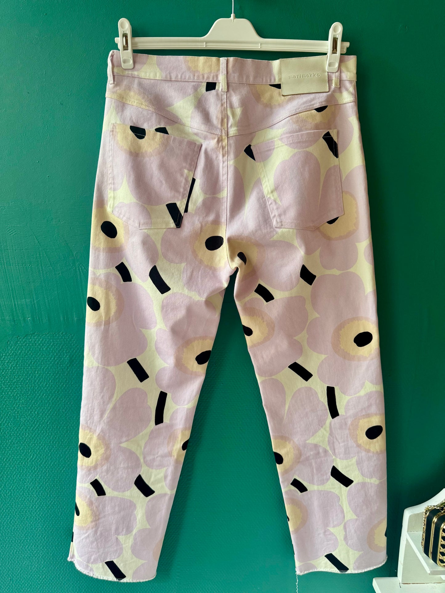 Marimekko Unikko ljusrosalila byxor stl. 42