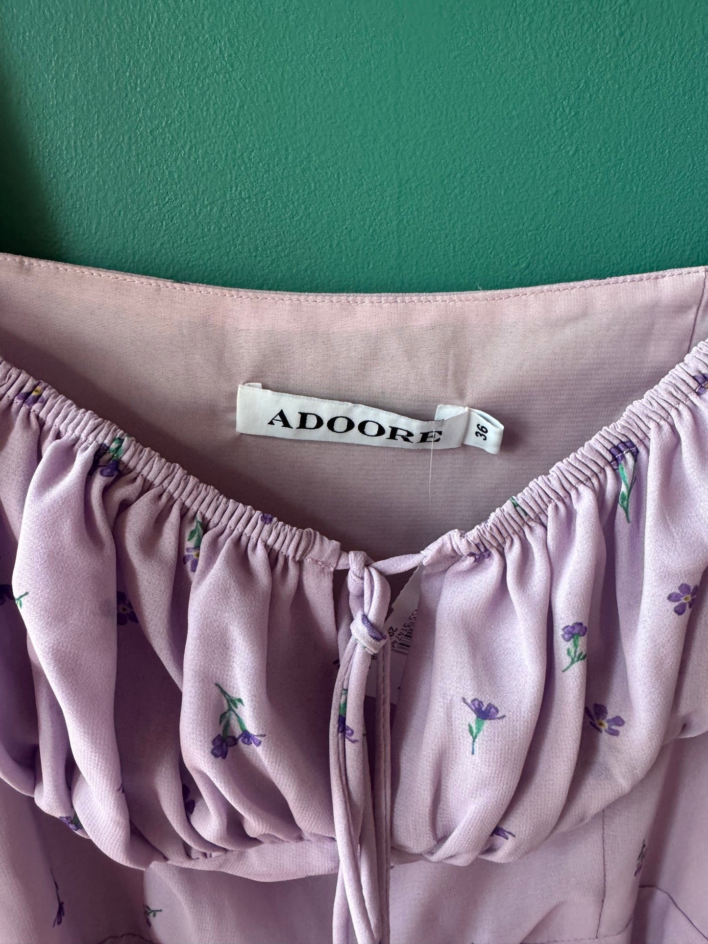 Adoore lilablommig klänning stl. 36