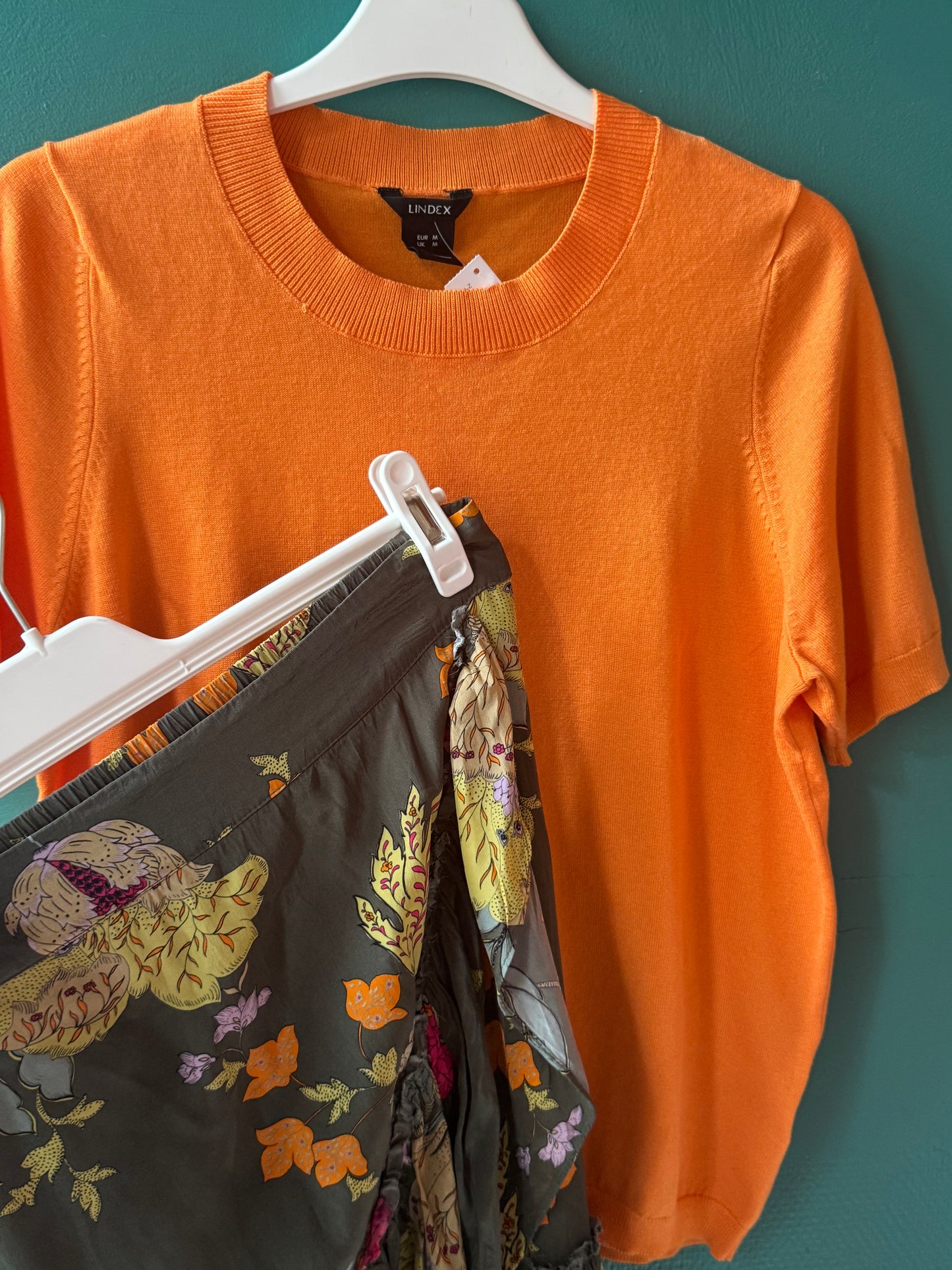Lindex orange finstickad tröja