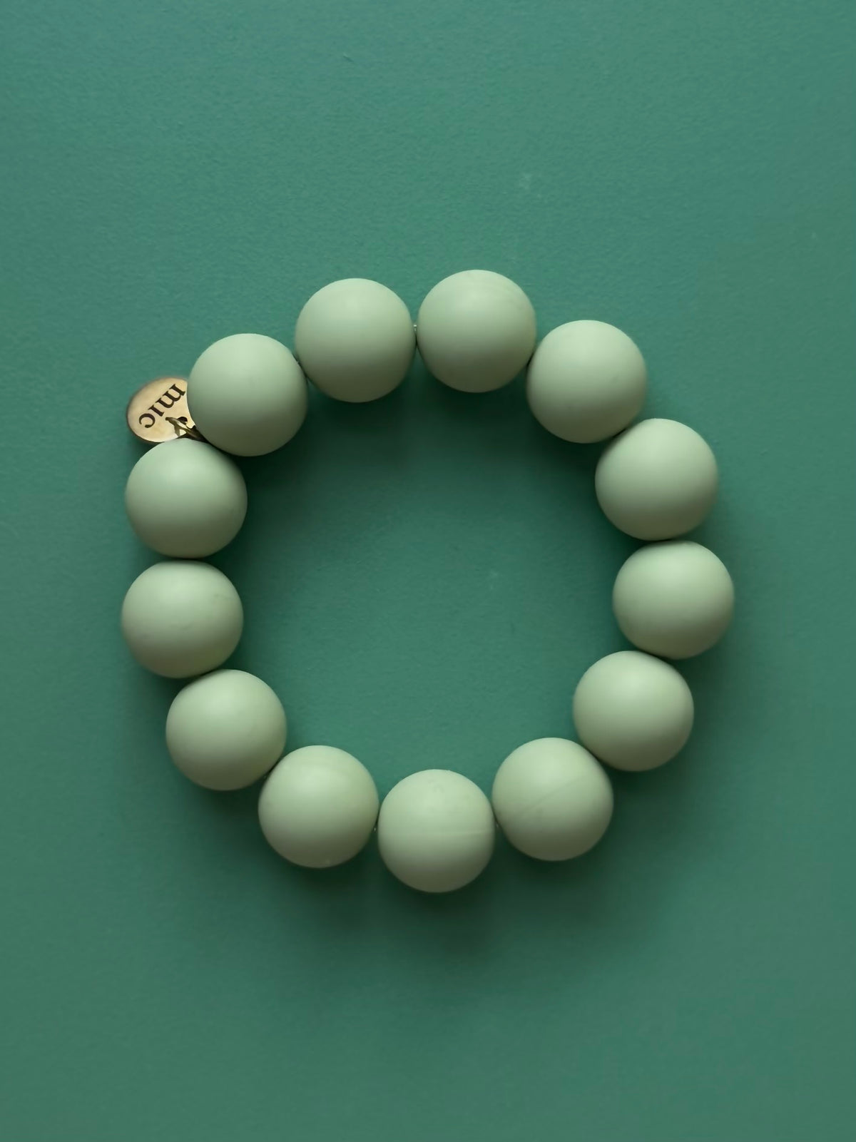 Armband MELLAN Ljus Dimgrön
