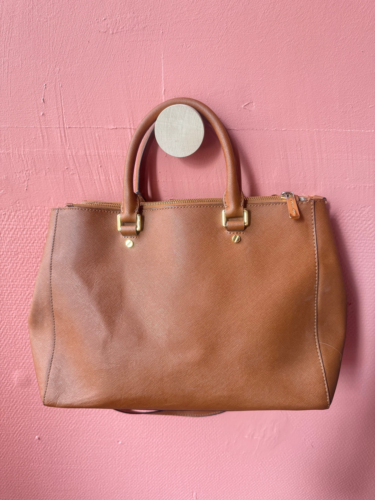 Michael Kors brun skinnväska