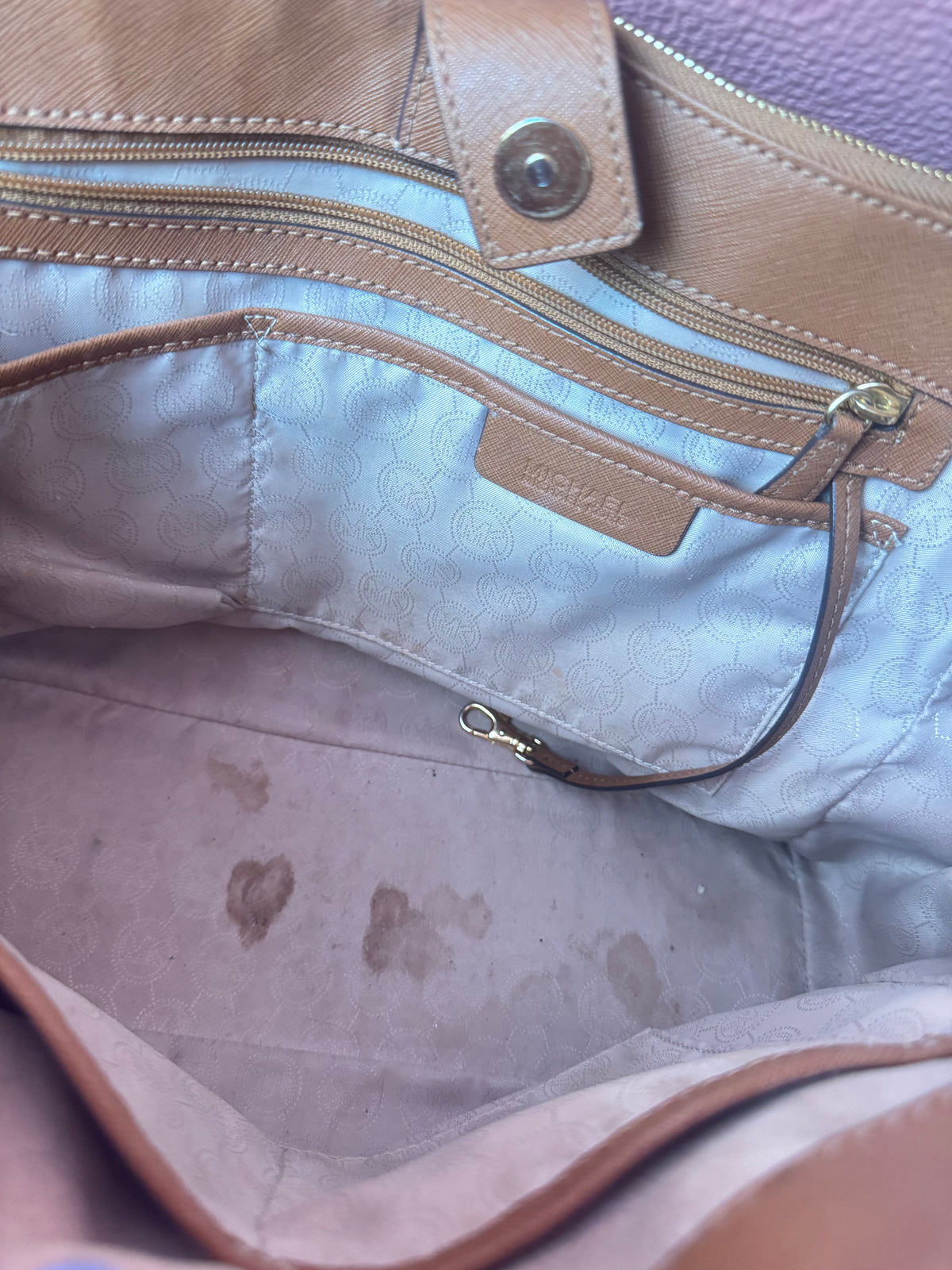 Michael Kors brun skinnväska