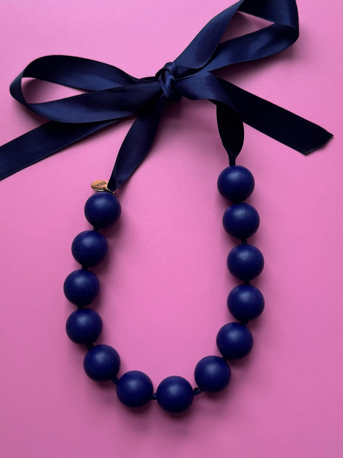 Halsband Mörkblått